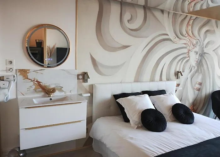 Meduse - Héliopolis C 29 - Luxe - 2 Personnes *